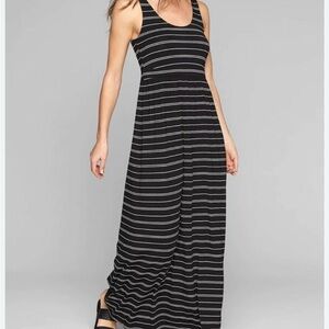 Athleta Black and White Sleeveless Maxi Sundress